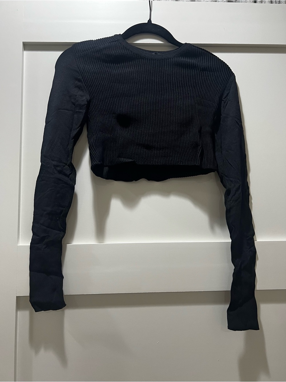 Zara Knit Black Ribbed Long-Sleeve Cropped Top